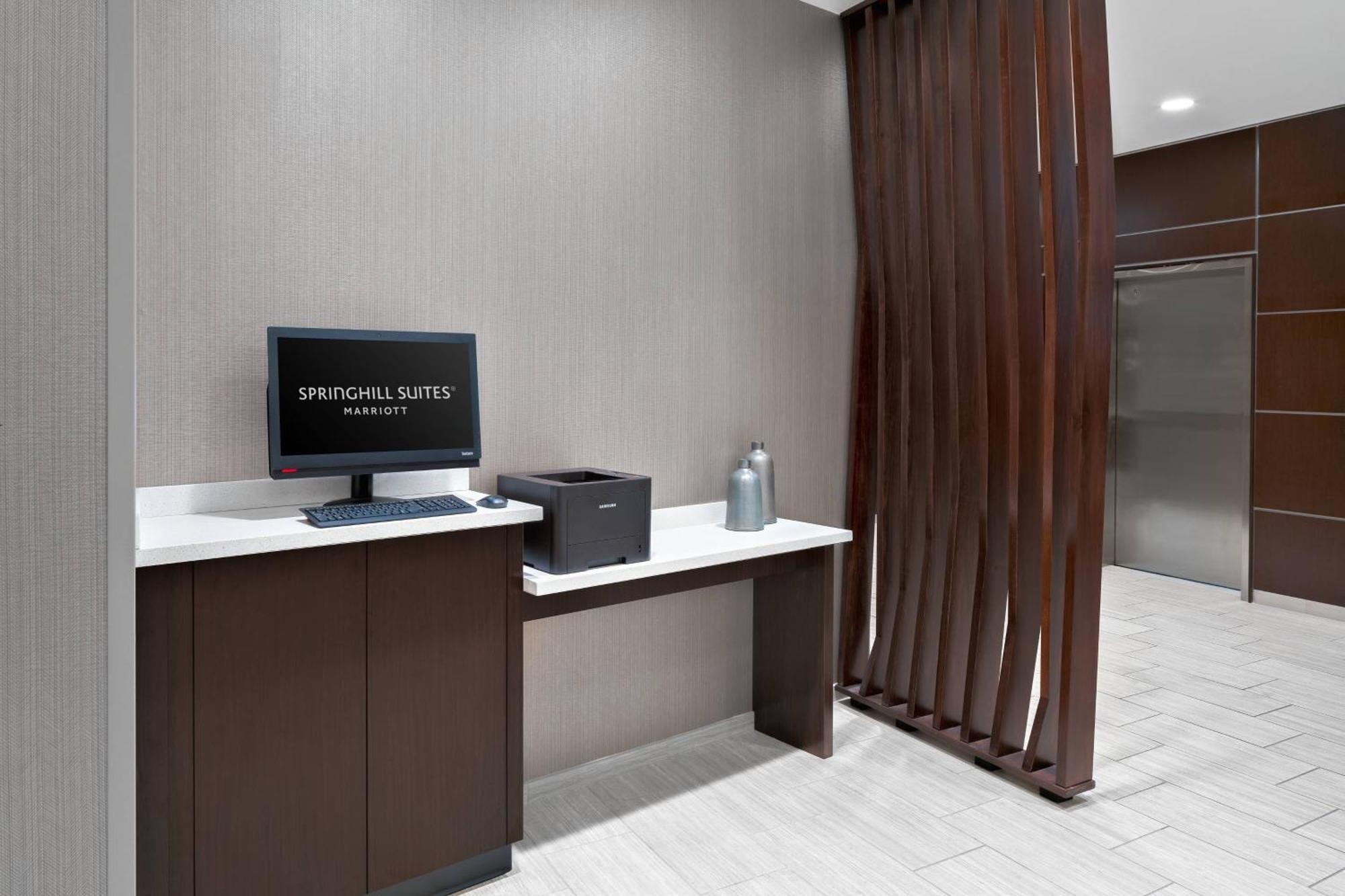 Springhill Suites By Marriott Roanoke Buitenkant foto
